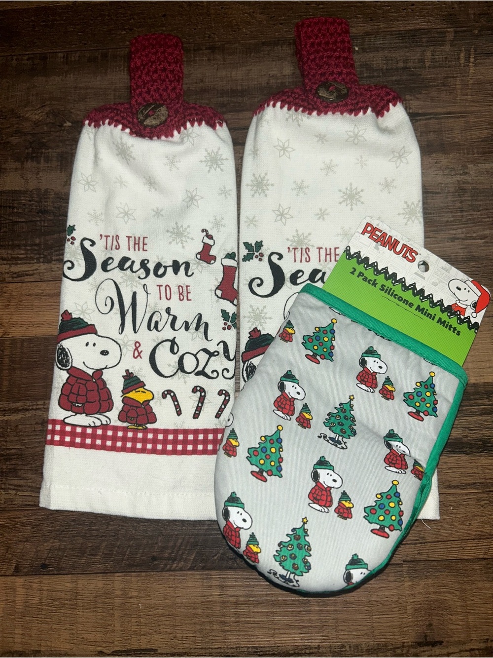 Peanuts Snoopy Christmas Kitchen Set
